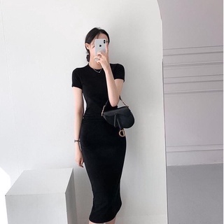 Váy body cổ tròn dúm eo dáng dài