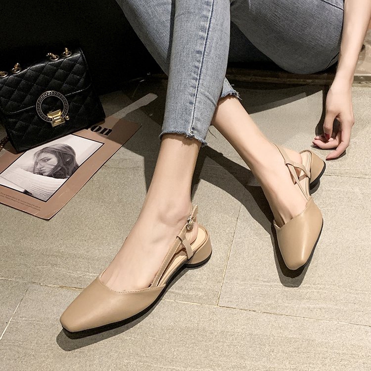 IELGY Giày sandal bít mũi đế thấp phong cách retro nữ tính