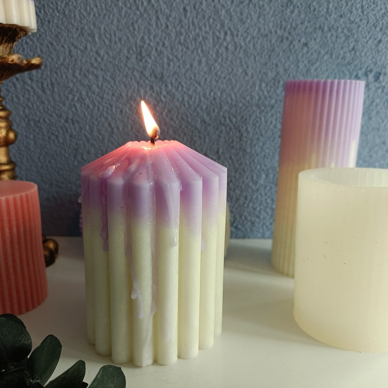 Khuôn Silicone Làm Xà Phòng / Nến Hình Khối Rubik 3D DIY