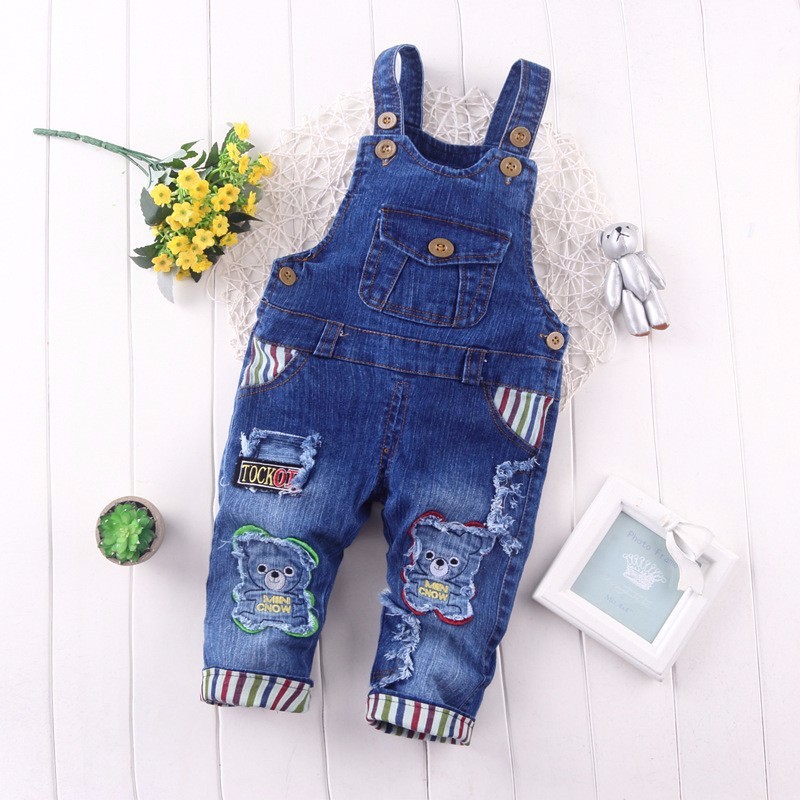 Quần Yếm Denim In Chữ Ienens Cho Bé Trai