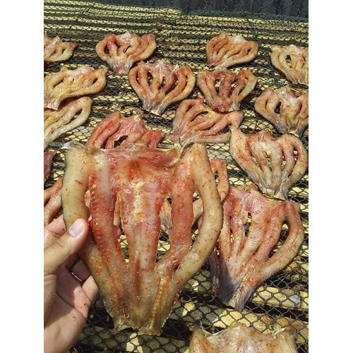 Khô cá lóc Đồng Tháp chất lượng bao ngon tuyệt vời , thịt dai mềm ,phơi đủ nắng tự nhiên , không dùng chất bảo quản