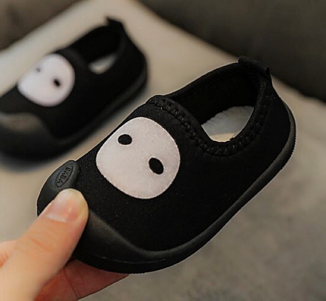 Giày lười thể thao siêu êm cho bé, mặt người tuyết siêu cute
