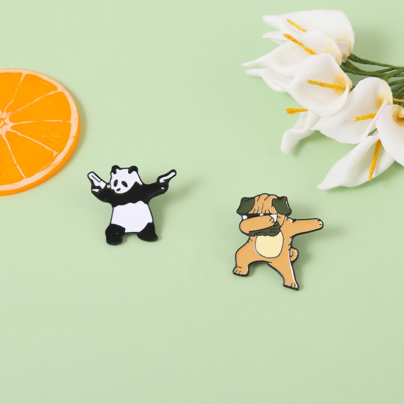 Trâm Cài Áo Hình Gấu Trúc Dễ Thương Cho Bé