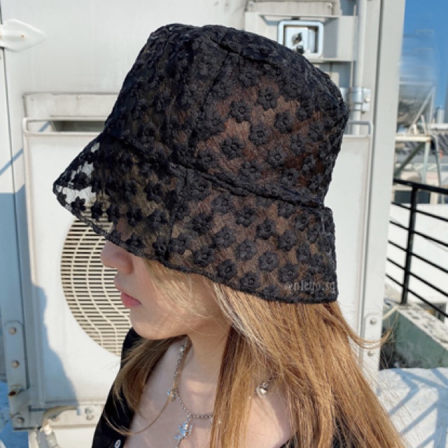 Lace Flower Bucket