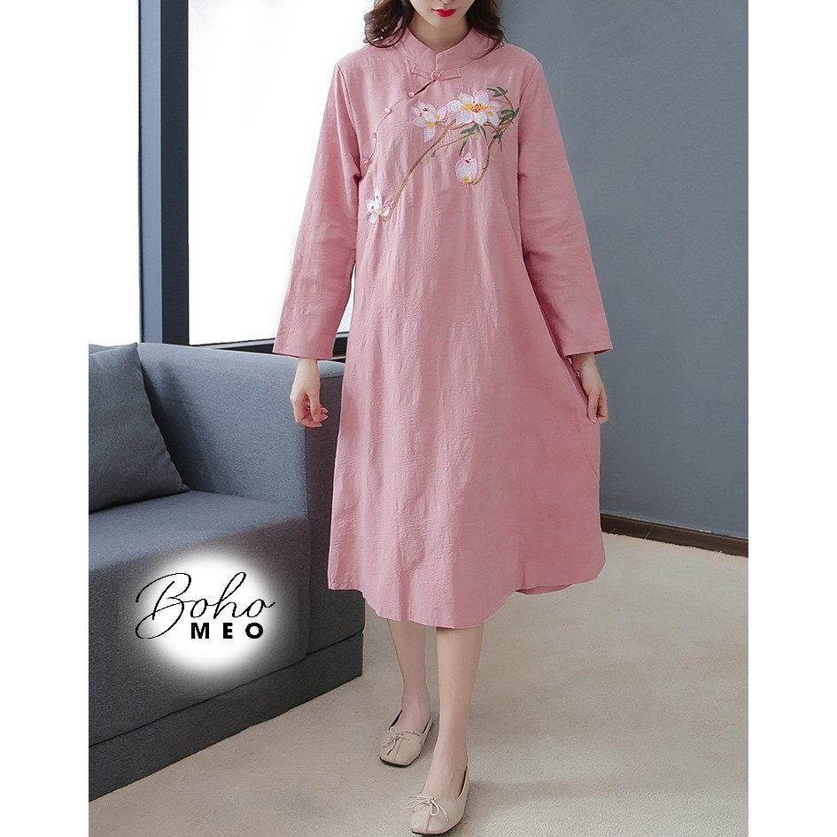 Váy suông thêu hoa tao nhã