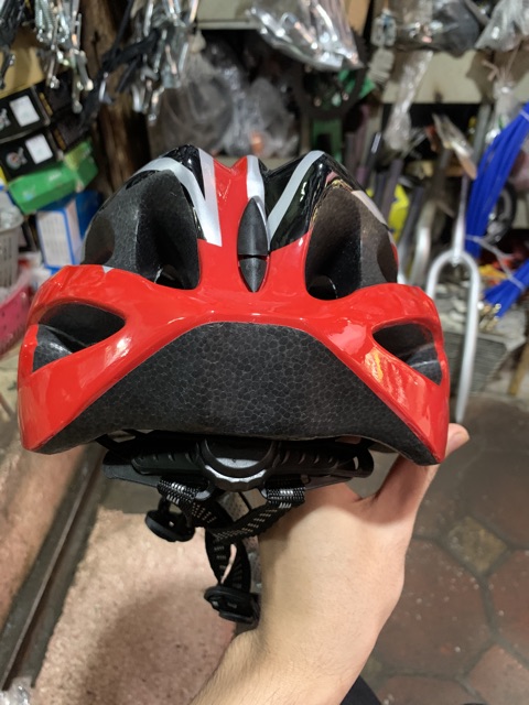 Mũ bảo hiểm xe đạp địa hình( màu ngẫu nhiên)