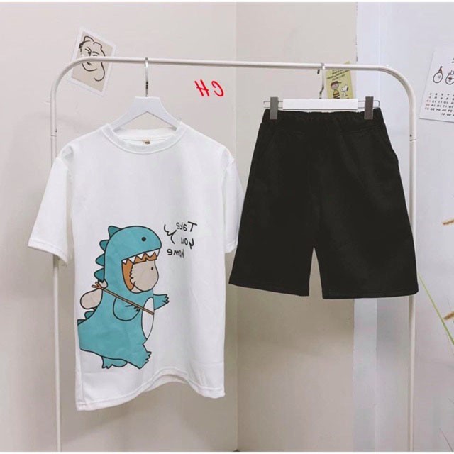 Sét Bộ Đồ Nam nữ Cartoon Unisex Mặc Nhà Xinh Cute - Áo Cotton Organic In 3D Khủng Long Bám Đuôi Mix Quần Đùi Kaki
