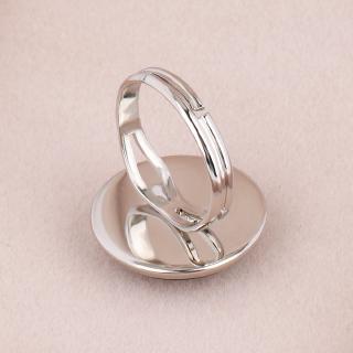 Princess ring girl