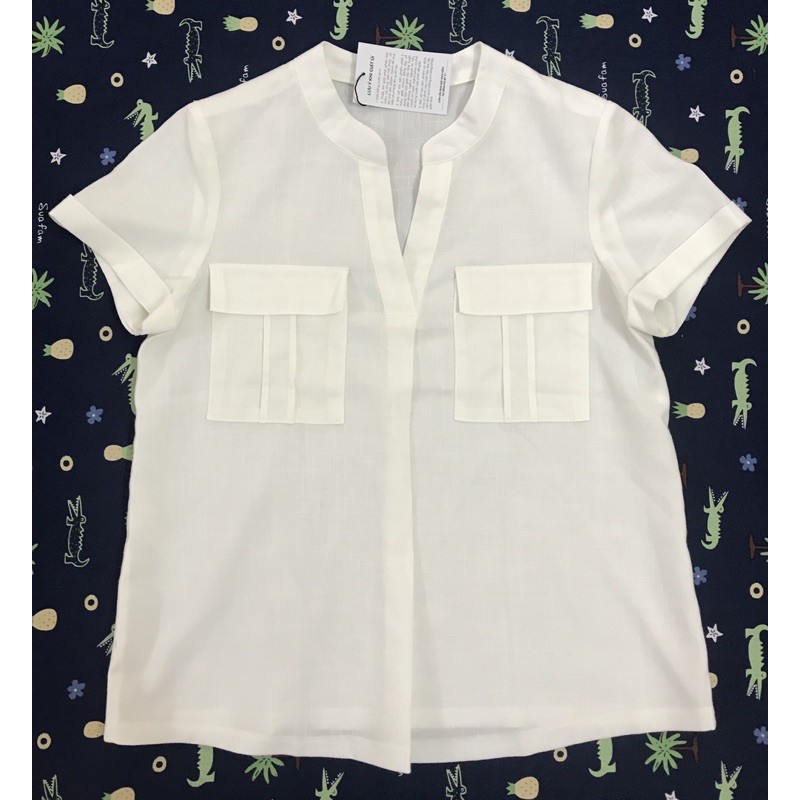 Áo thêu hoa Adore Dress