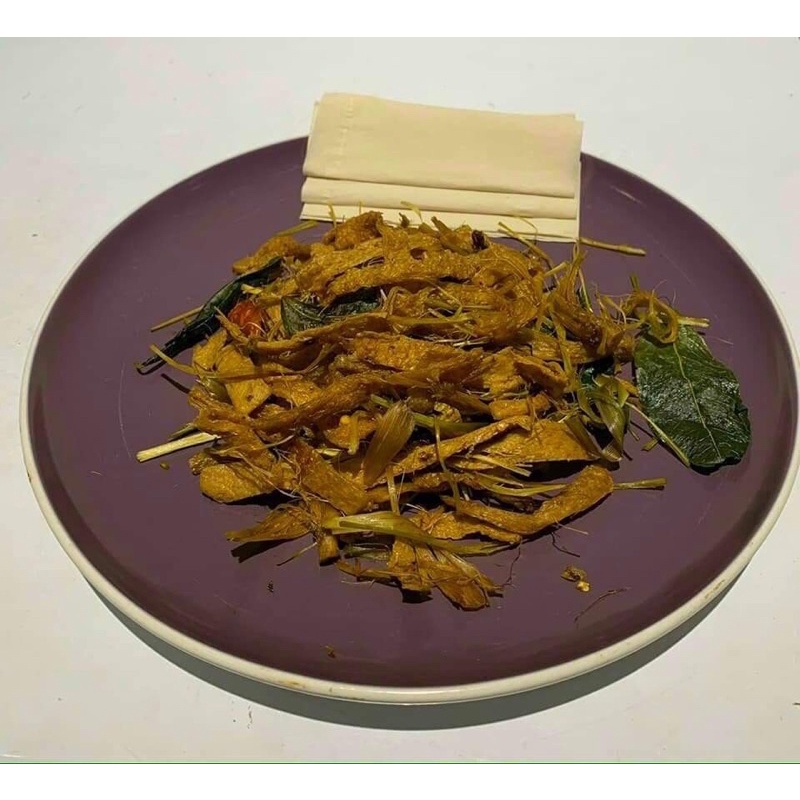Khô gà lá chanh chay