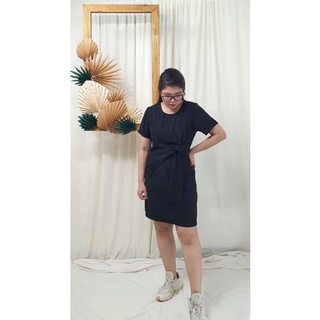 Bigsize công sở - Đầm Xoắn Eo Đen - Bigsize (2 Màu )