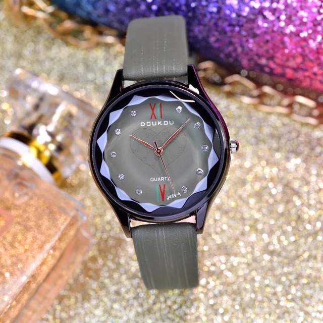 [NEW ARRIVAL] Đồng hồ nữ Doukou chính hãng mặt vát 3d dây da sọc mẫu mới hot | BigBuy360 - bigbuy360.vn