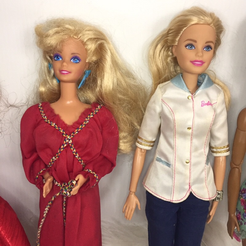BB5-BÚP BÊ BARBIE BODY MUSE,VINTAGE,DA NÂU ĐEN ,mtm