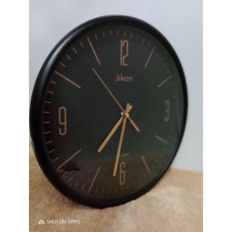 Đồng hồ treo tường JIKAN j39 cao cấp.