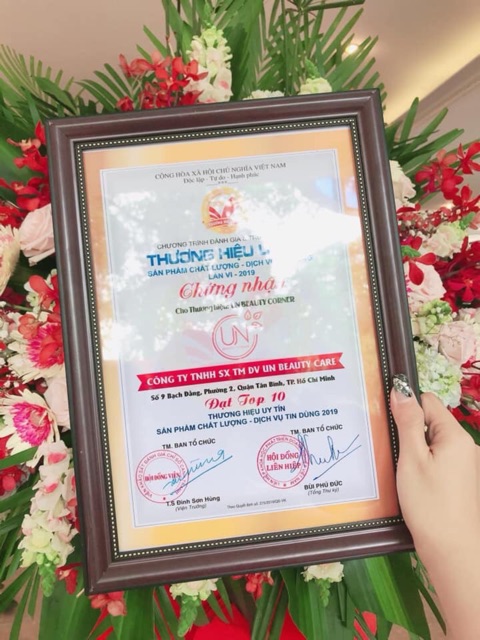 Kem Trắng Da Body Un Tinh Thể Nước Đổi Màu Da - Trắng Cấp Tốc Sau 7 Ngay | BigBuy360 - bigbuy360.vn