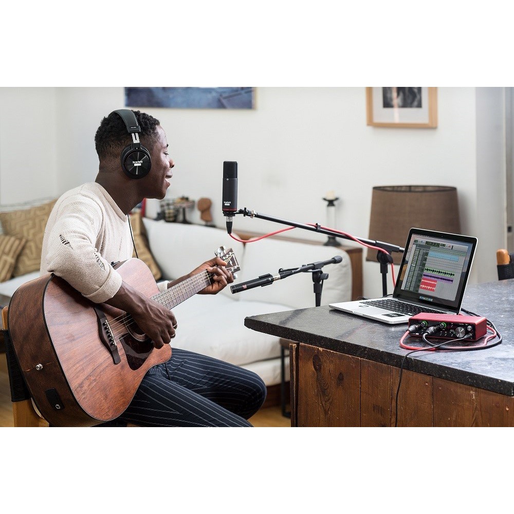 Focusrite Scarlett 2i2 Studio Recording Package (3rd Gen) [bộ thu âm chất lượng 2i2 Gen 3, thế hệ 3, NEW & chính hãng]