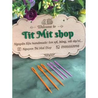 Kim khâu len bằng nhựa