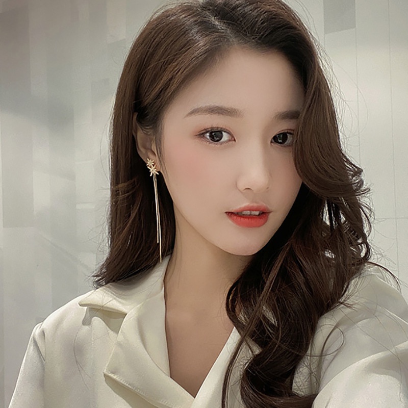 Khuyên Tai Dáng Dài Đính Đá Kim Cương Phong Cách Hàn Quốc
