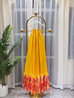 Maxi cổ yếm đuôi cá