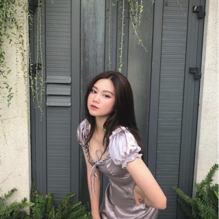 Đầm lụa xám