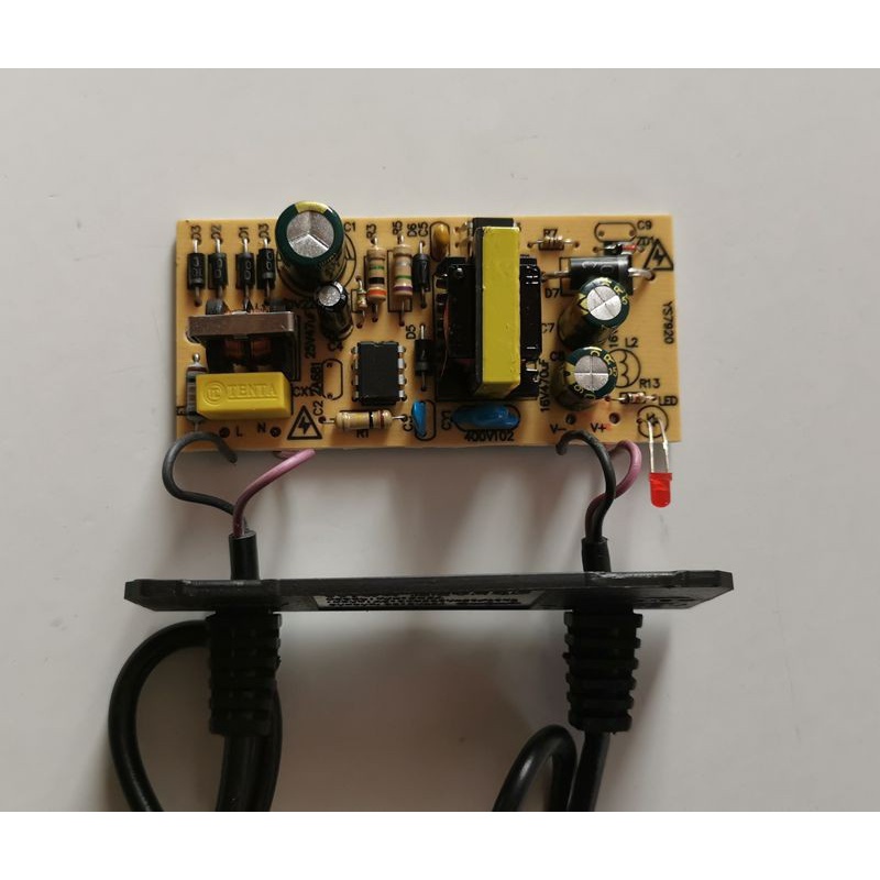 Adapter, Nguồn Camera 12V-2A móc treo ngoài trời