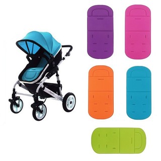 Miếng đệm lót xe đẩy cho trẻ em tiện dụng