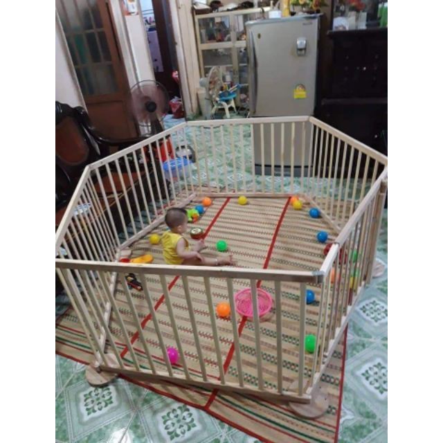 Cũi 3d 6 cánh bằng gỗ cho bé