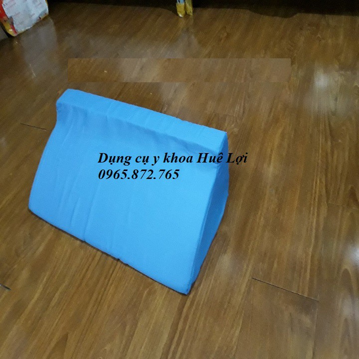 Gối kê lưng cho người bệnh