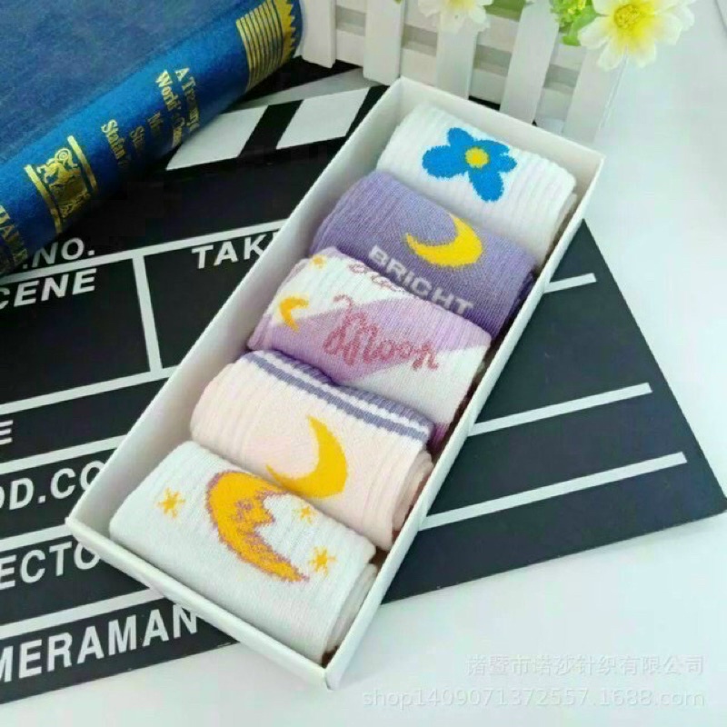 Set 5 đôi vớ thể thao cho bé từ 2 đến 5 tuổi kháng khuẩn thấm hút mồ hôi