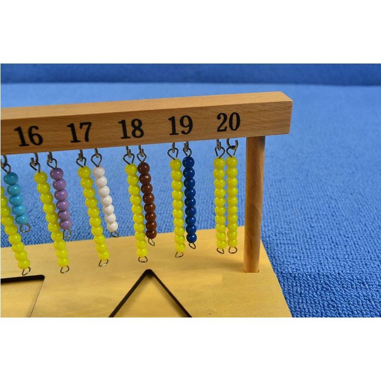 Giáo cụ Montessori - Giá treo các chuỗi hạt màu từ 11-20