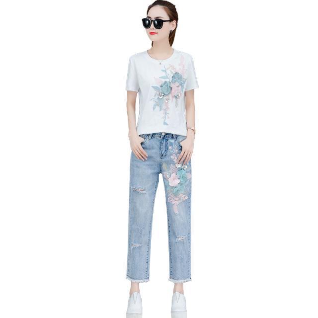 Set Áo Thun Ngắn Tay + Quần Jeans Rách Thời Trang 2022 Cho Nữ