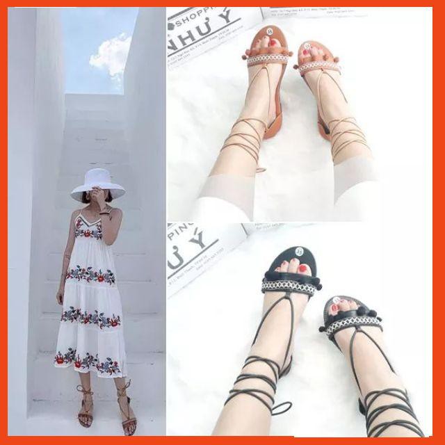 Sandal cột dây thổ cẩm