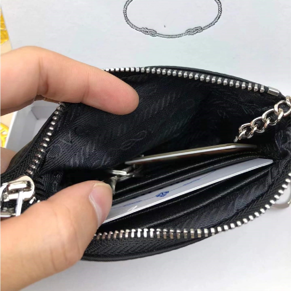 Ví Đựng Thẻ / Chìa Khóa Bằng Nylon Chống Thấm Nước Đa Năng Tiện Dụng