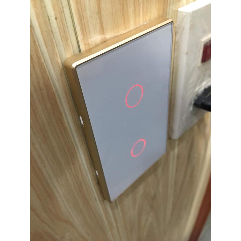 Công tắc thông minh Zigbee Tuya, hình chữ nhât viền vàng, điều khiển qua điện thoại App SmartLife/TuyaSmart