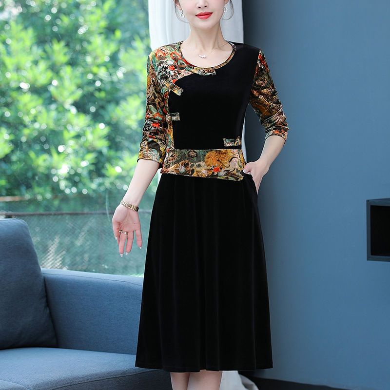 Đầm Nhung Dài Tay Phối Khóa Cài Thời Trang Cho Phụ Nữ Trung Niên