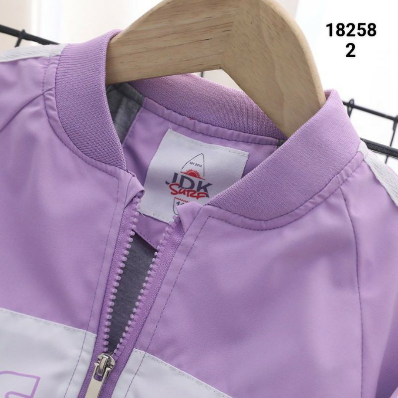 Áo khoác gió bomber bé trai bé gái