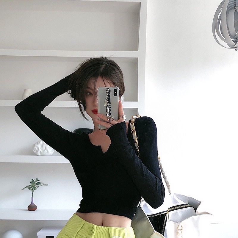ÁO CROPTOP CỔ V TAY DÀI LEN TĂM SIÊU XINH