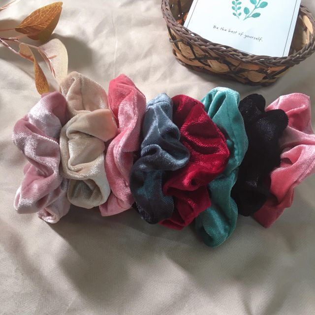SCRUNCHIES NHUNG nhiều màu siêu xinh - Dây cột tóc vải dễ thương - SỈ LẺ SCRUNCHIES giá rẻ - Quà tặng nhỏ xinh ý nghĩa