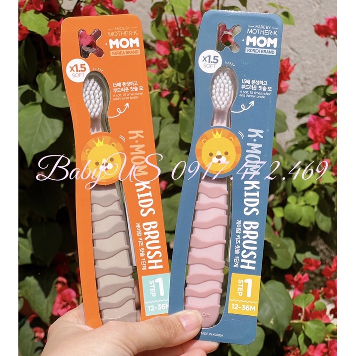 Bàn chải đánh răng trẻ em K-Mom 12-36m