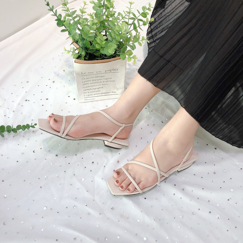 GIÀY SANDAL NỮ CHIN CHIN DÂY MẢNH XÉO 2P VNXK