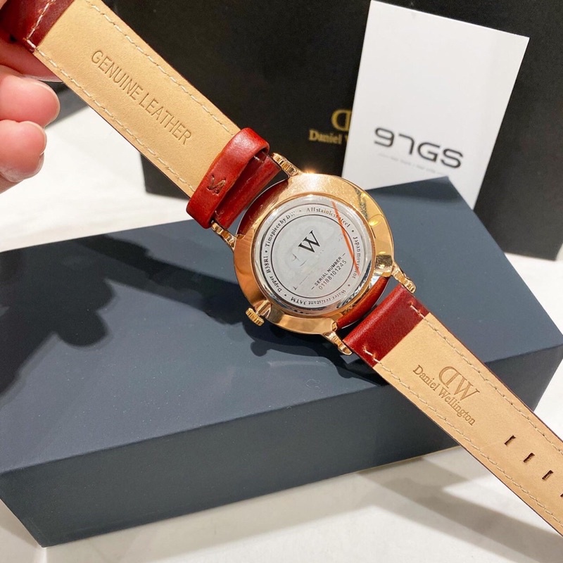 Đồng hồ nam W , Nữ W dây da may chỉ kim xanh có lịch size 34mm 38mm
