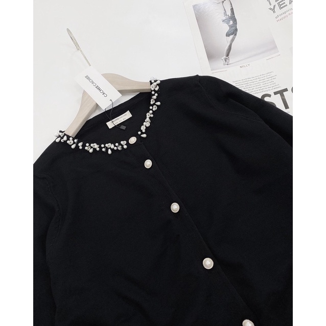 Cardigan đen cổ đá