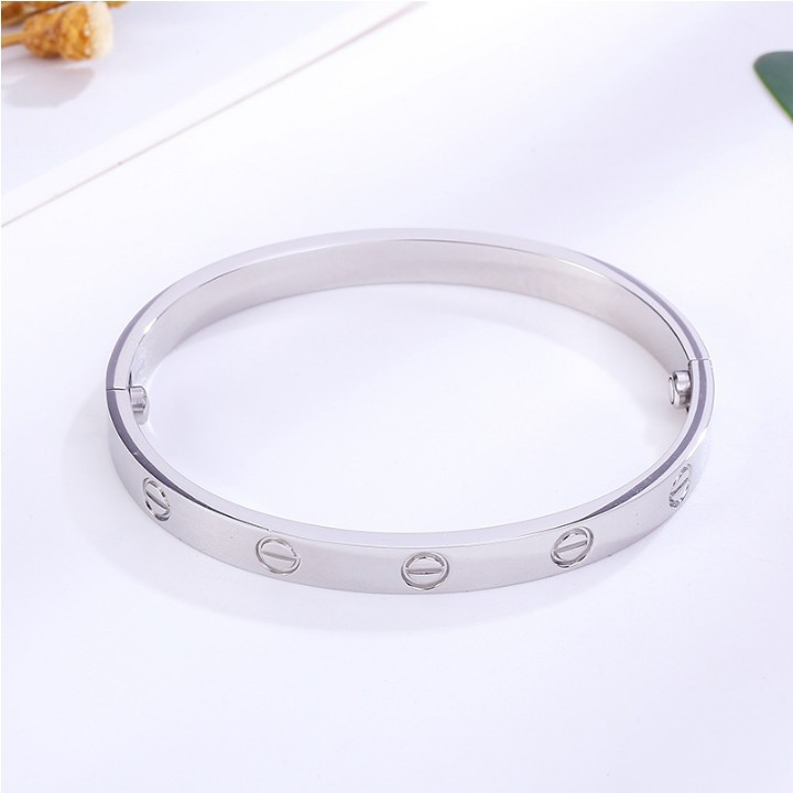 Vòng Tay Love Trơn Có Size Nam Nữ Titan Ko Rỉ TT 2022