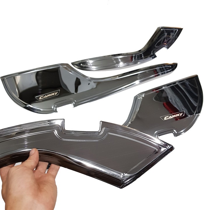 Bộ ốp Titan Tapli, Táp li cửa Toyota Camry 2019-2022 - vân titan( Hàng cao cấp )