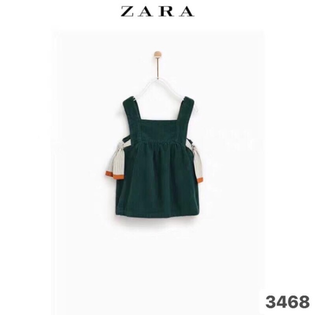 Váy yếm nhung zara