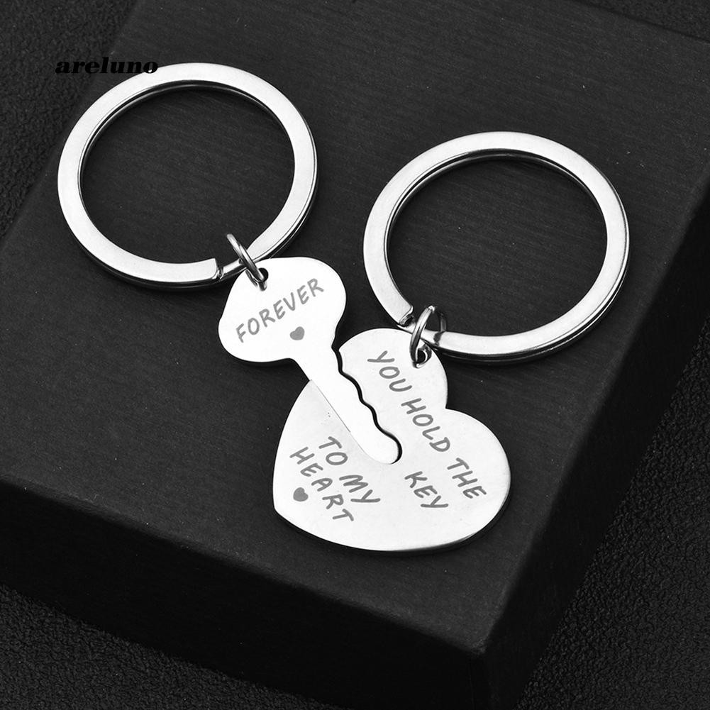2 Móc khóa hình trái tim khắc chữ tiếng anh ý nghĩa cho cặp đôi