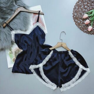 Bộ phi bóng mặc nhà viền ren