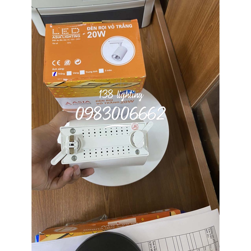 Đèn rọi ray Asia as trắng,as vàng