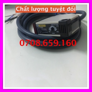 Cảm biến quang Omron E3JK-R4M1