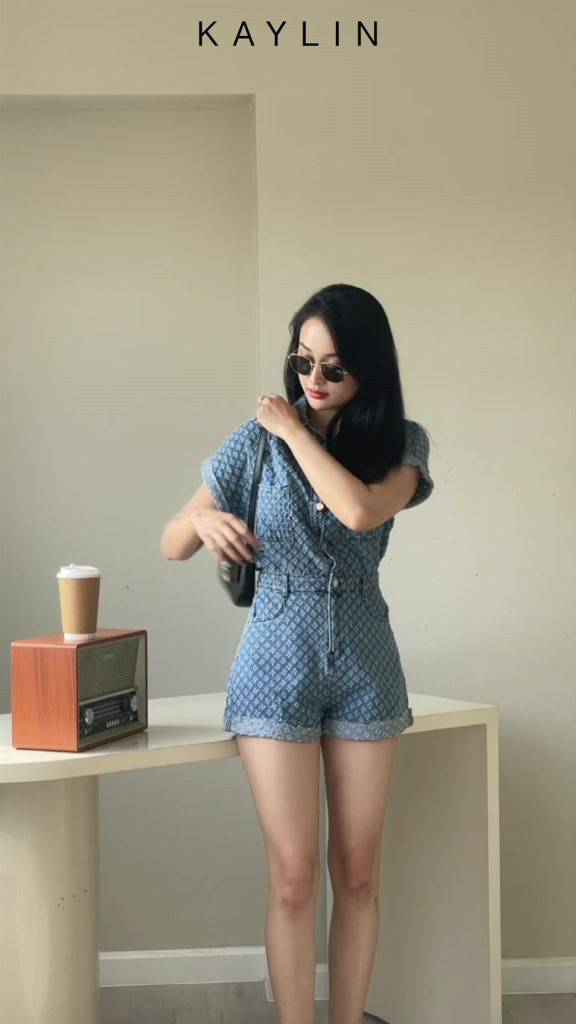 Bộ Jumpsuit jean nữ tôn dáng phong cách retro KAYLIN - N1725 | BigBuy360 - bigbuy360.vn